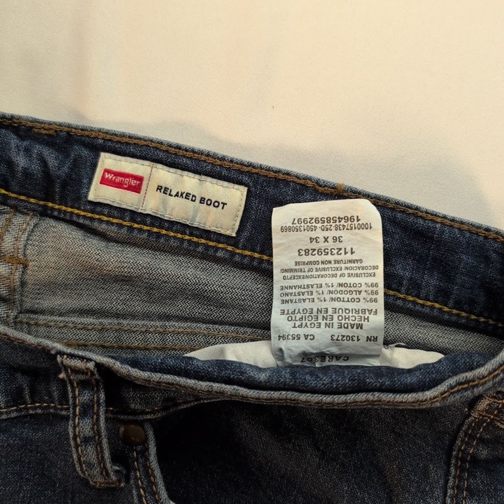 Wrangler Relaxed Boot Mens Jeans 36x34 Medium Wash Blue Denim Pants - Picture 4 of 7